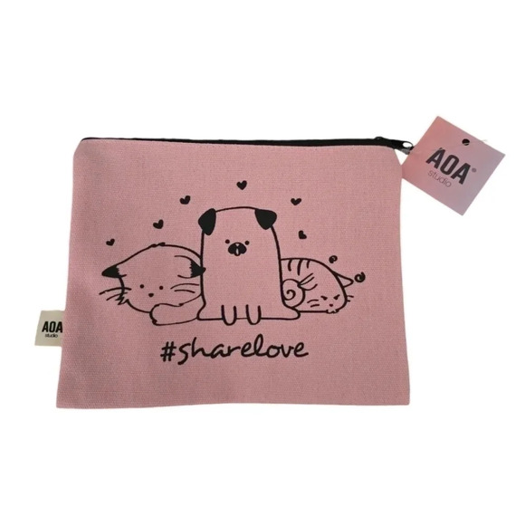 Share Love Puppy Kitty Zippered Pouch - Picture 1 of 2